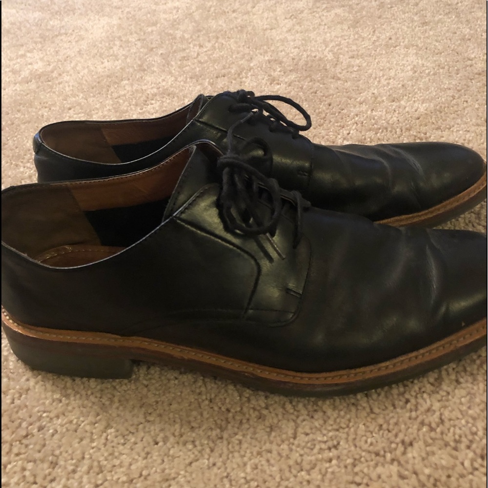 Men’s black dress shoes